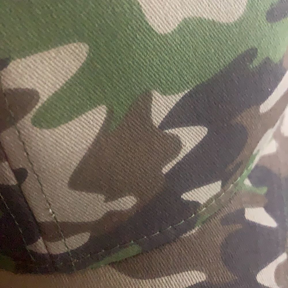 Camo Baseball Cap with Face Shield - Picture 2 of 3